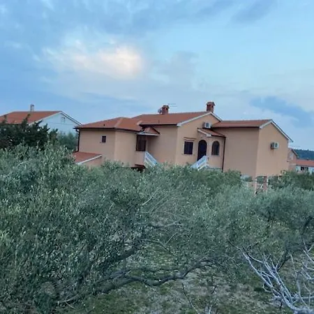 Apartamento Ivanka *